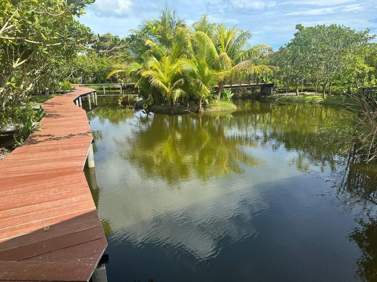The Beatles Lagoon Chalong Esterno foto