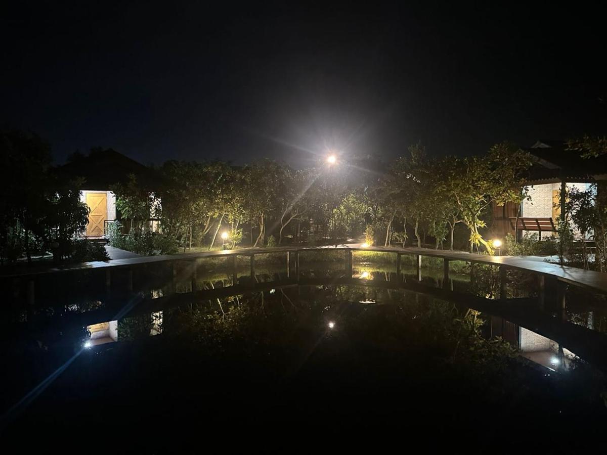The Beatles Lagoon Chalong Esterno foto